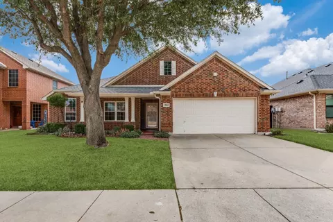 3804 Sevenoaks Dr, Fort Worth, TX 76244