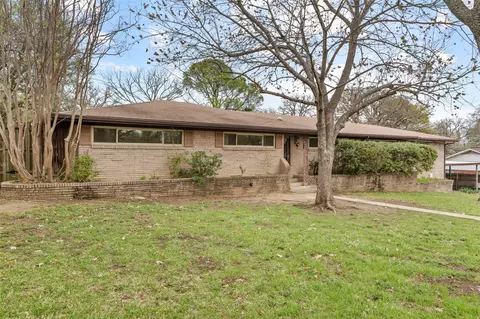 2815 Wilsonwood Dr, Denton, TX 76209