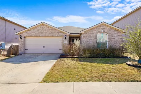Exterior - 1808 Douglas St, Howe, TX 75459 photo 1 of 6