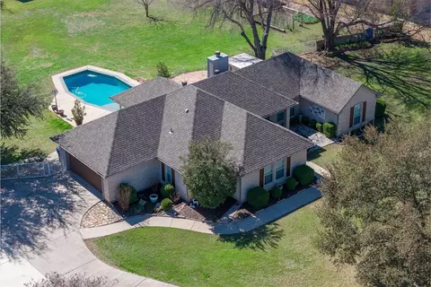 1808 Bear Springs Dr, Haslet, TX 76052