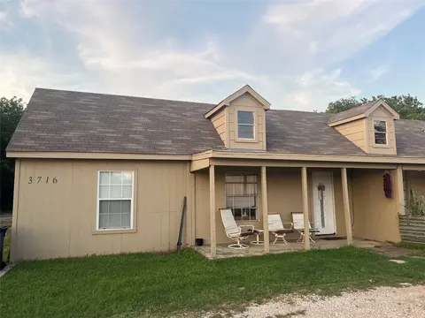 3716 N Elm St #C, Denton, TX 76207