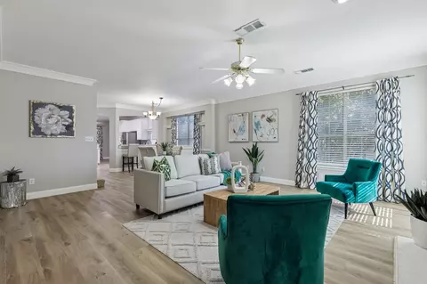 1100 Breezewood Dr, Lewisville, TX 75077