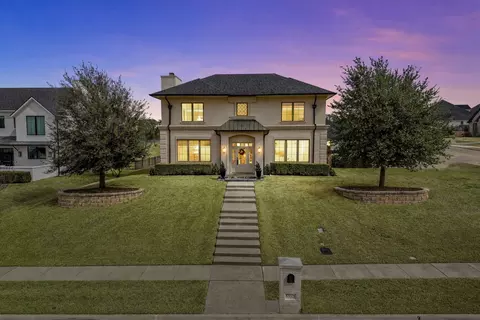 17001 Escondida Ct, Woodway, TX 76712