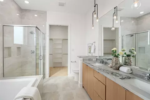 Bath - 4701 Devon Dr, Parker, TX 75002 photo 3 of 6