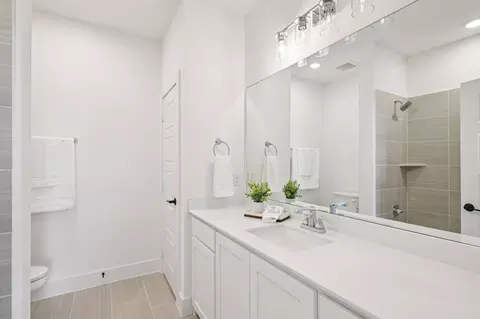 Bath - 4701 Devon Dr, Parker, TX 75002 photo 5 of 6