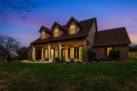 210 Acorn Ct, Aledo, TX 76008