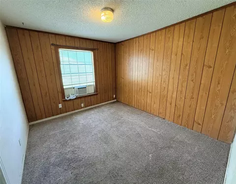 203 E 7th St, Kaufman, TX 75142 photo 6
