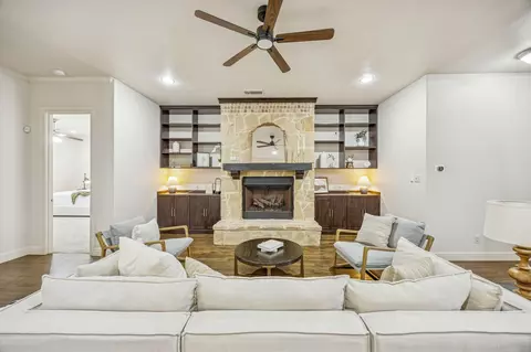 5717 Naples Dr, Flower Mound, TX 75028