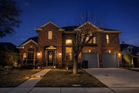 1320 Artemus Dr, Lancaster, TX 75134