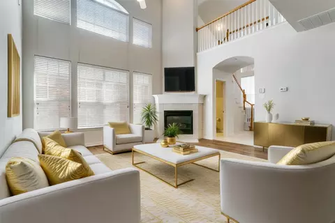 511 Poplar Ln, Irving, TX 75063