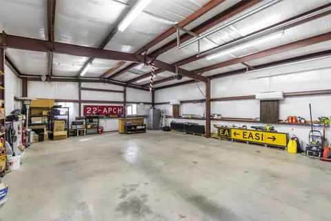 Exterior - 217 Quicksilver Rd, Abilene, TX 79602 photo 6 of 9