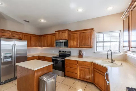 Kitchen - 217 Quicksilver Rd, Abilene, TX 79602 photo 1 of 3