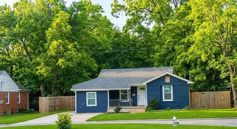 918 N Ricketts St, Sherman, TX 75092