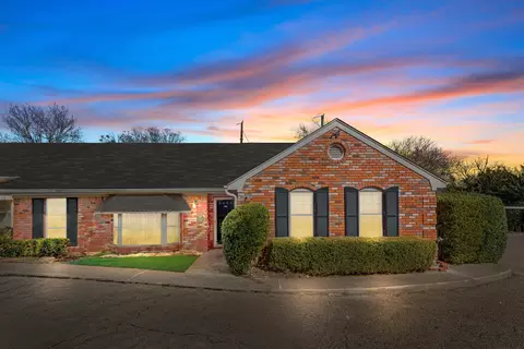 5224 Lake Shr, Waco, TX 76710