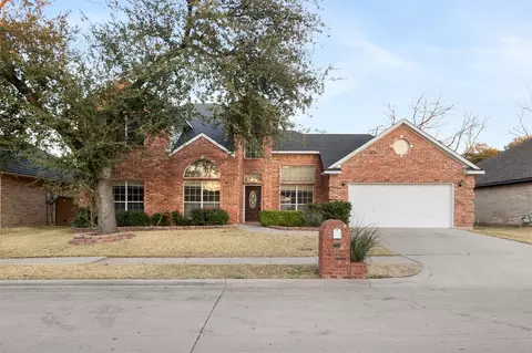 1228 Colby Ct, Irving, TX 75060