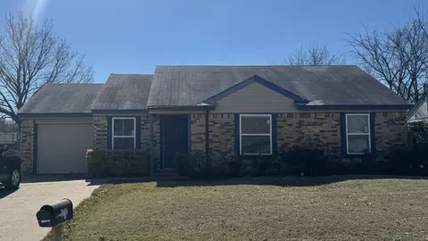 2406 Villanova St, Arlington, TX 76018