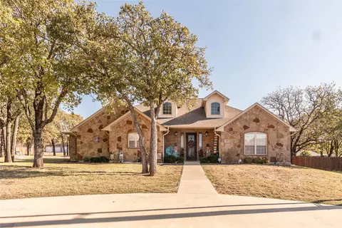 209 Benton St, Nocona, TX 76255