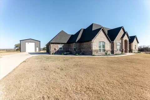 3077 Infinity Dr, Weatherford, TX 76087