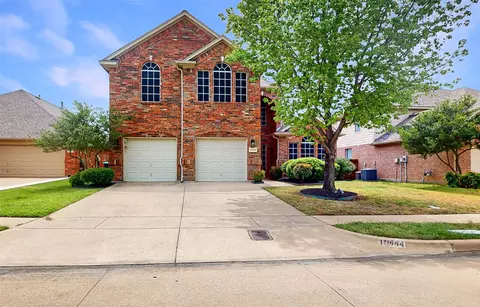 10444 Stoneside Trl, Fort Worth, TX 76244