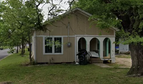 1521 N Palace Ave, Tyler, TX 75702