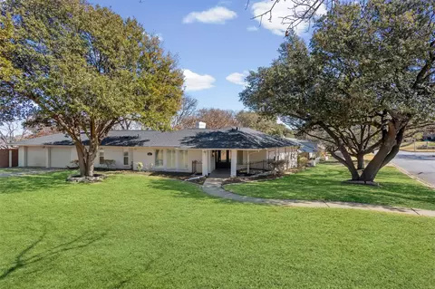 6612 Genoa Rd, Fort Worth, TX 76116