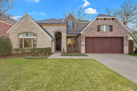 4026 N Cresthaven Rd, Dallas, TX 75209
