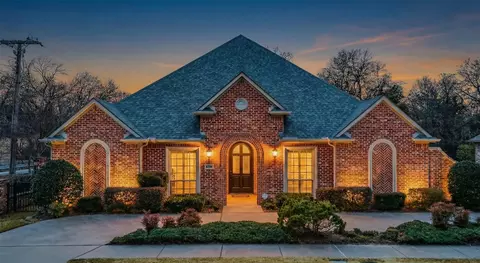 602 Creekbend Dr, Mesquite, TX 75149