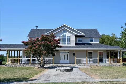 865 Higgins Rd, Sherman, TX 75092