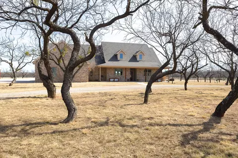 213 Crooked Creek Rd, Abilene, TX 79602