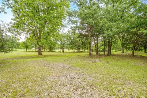 2716 E Farm To Market 4, Cleburne, TX 76031 photo 12