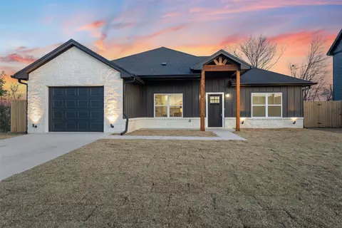 1628 Ewing St, Waco, TX 76706
