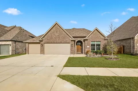 14524 Spitfire Trl, Roanoke, TX 76262
