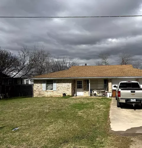 106 N 7th St E, Dawson, TX 76639