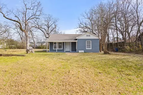608 N Main St, Grand Saline, TX 75140