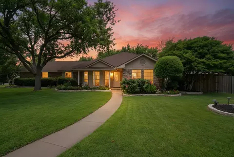 815 Katherine Ct, Cedar Hill, TX 75104