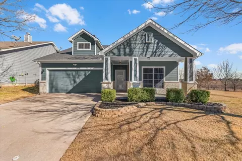 10904 Caldwell Ln, Fort Worth, TX 76179