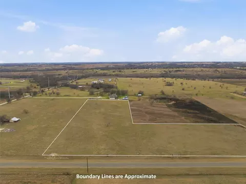 544 Wade Dr, Eddy, TX 76524