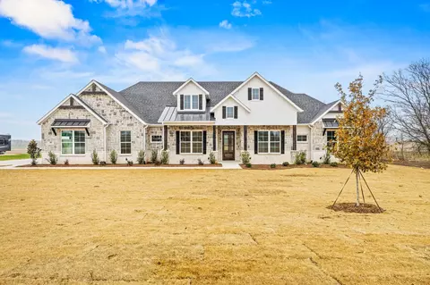 13835 Cashs Mill Rd, Sanger, TX 76266