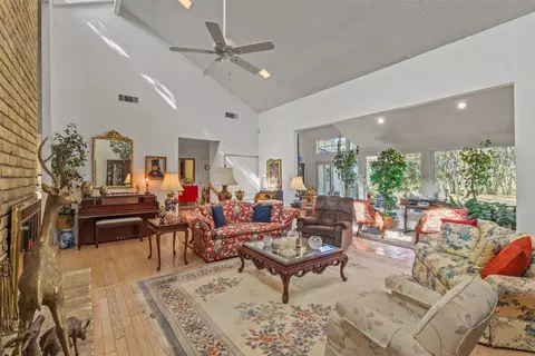 5207 Northmoor Dr, Dallas, TX 75229