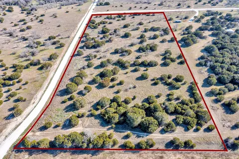 192 Private Road 197, Blum, TX 76627