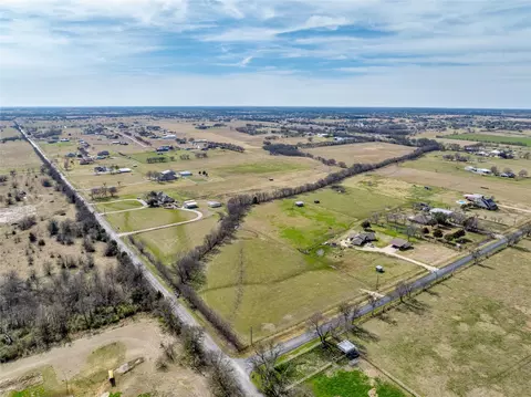 9061 Crow Wright Rd, Sanger, TX 76266 photo 22