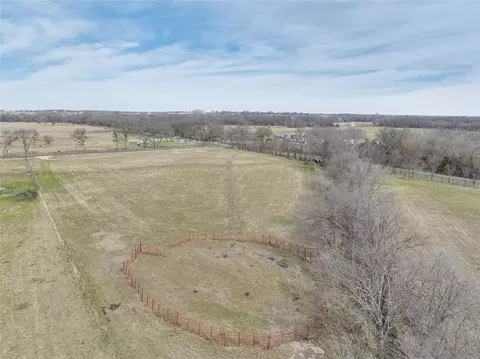 9061 Crow Wright Rd, Sanger, TX 76266 photo 27