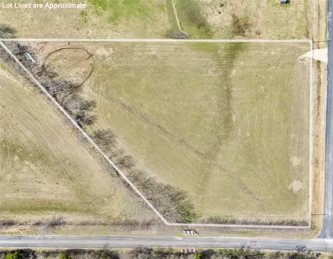 9061 Crow Wright Rd, Sanger, TX 76266 photo 23