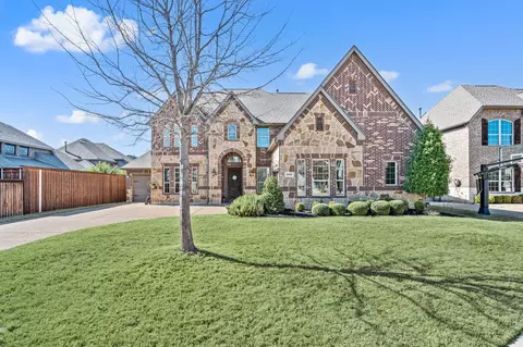 2849 Milsons Point Dr, Trophy Club, TX 76262