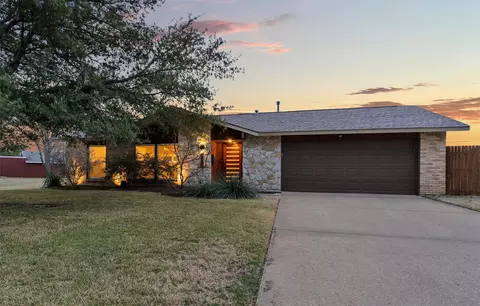 3736 Pageant Pl, Dallas, TX 75244