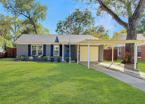 5709 N Schilder Dr, River Oaks, TX 76114