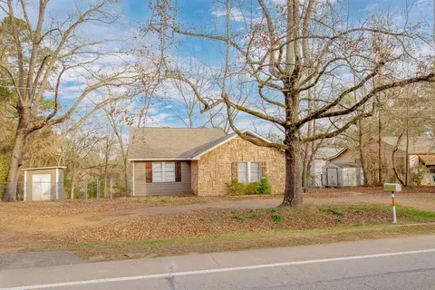 508 N Tyler St, Big Sandy, TX 75755