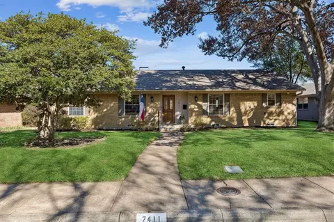 7411 Heathermore Dr, Dallas, TX 75248