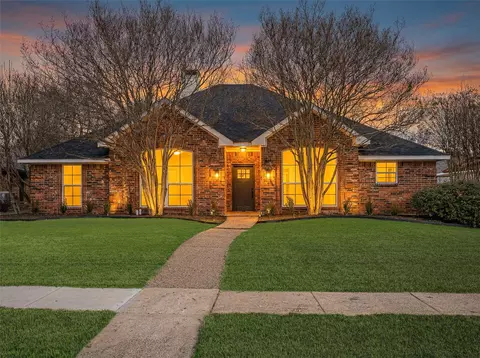 3525 Sailmaker Ln, Plano, TX 75023
