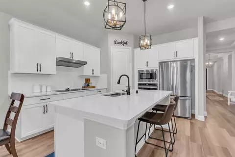 2105 Chapman Ln, Little Elm, TX 75068
